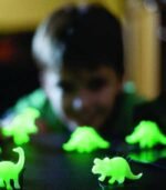 Bright 3D dinosaurs in the dark - Image 4
